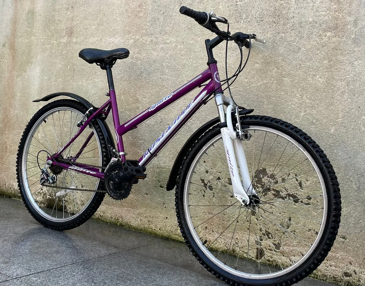 Womans bicycle - Image 4