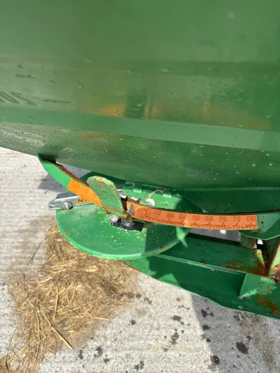 Amazone Fertilizer Spreader - Image 3