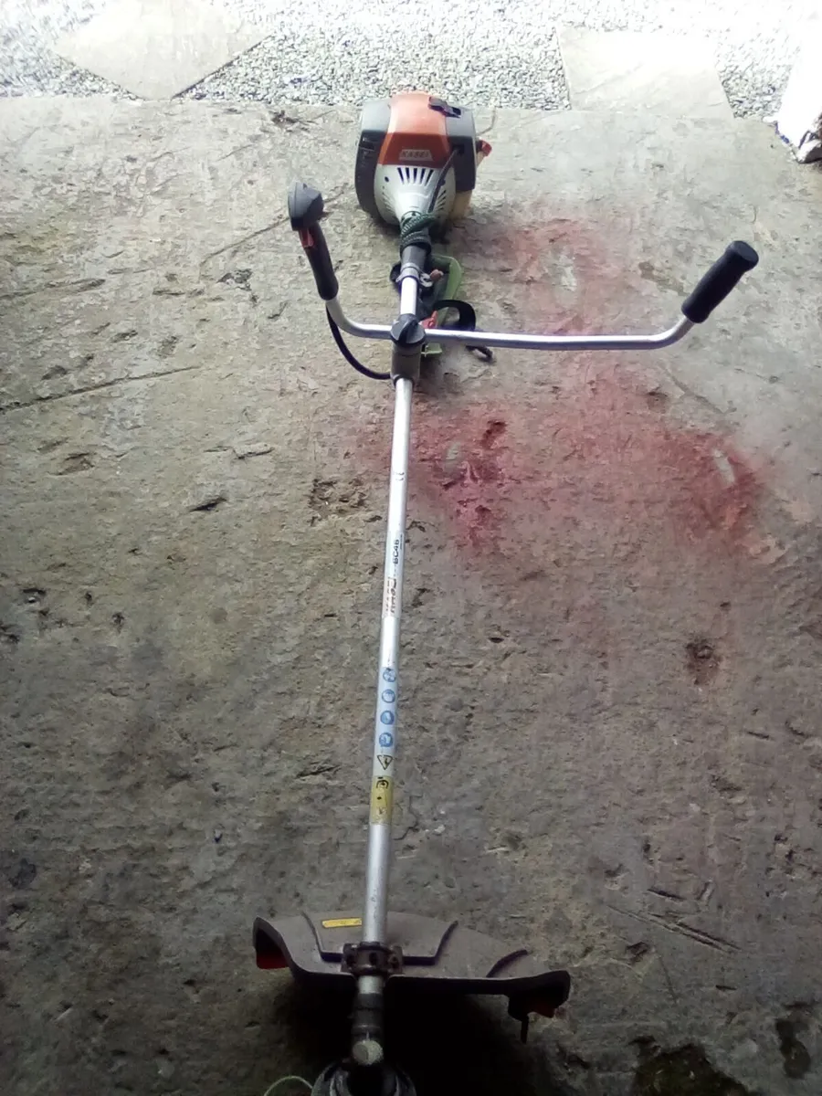 Wide handle strimmers - Image 2