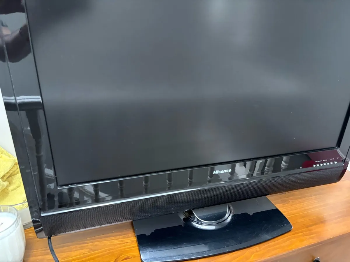 Hisense 81cm (32-inch) LCD Colour TV, - Image 4