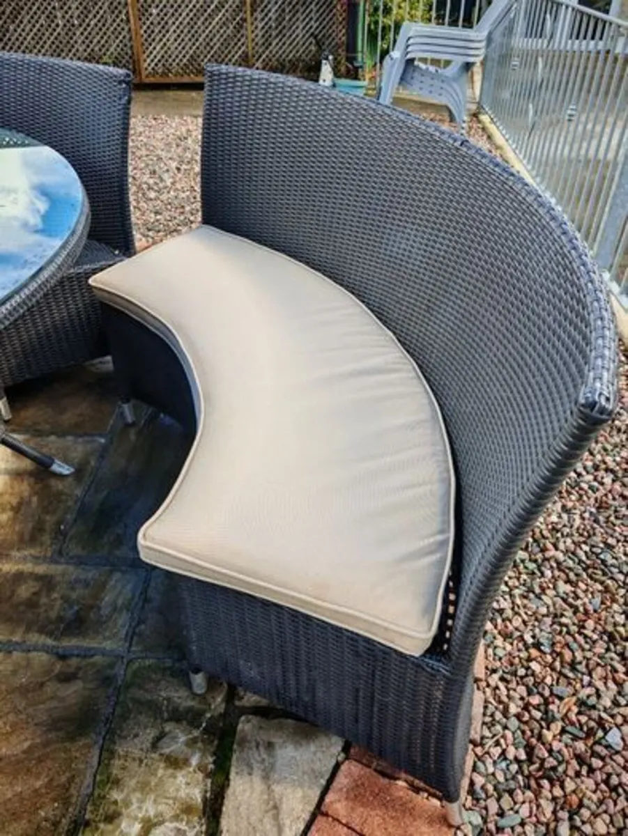 Garden Table - Image 2