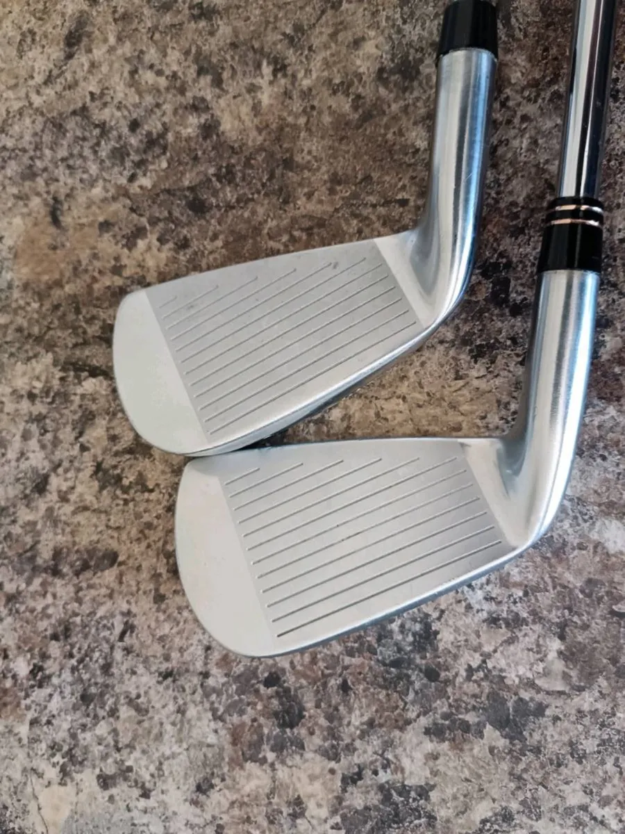 Mizuno Comp EZ 2&3 Irons. Immaculate. - Image 2