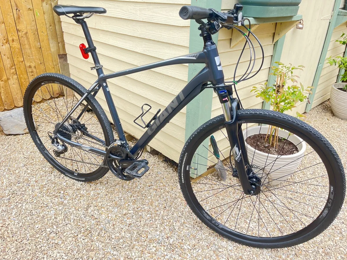 Giant Roam 2, Grey, hybrid bike,L,29” - Image 1