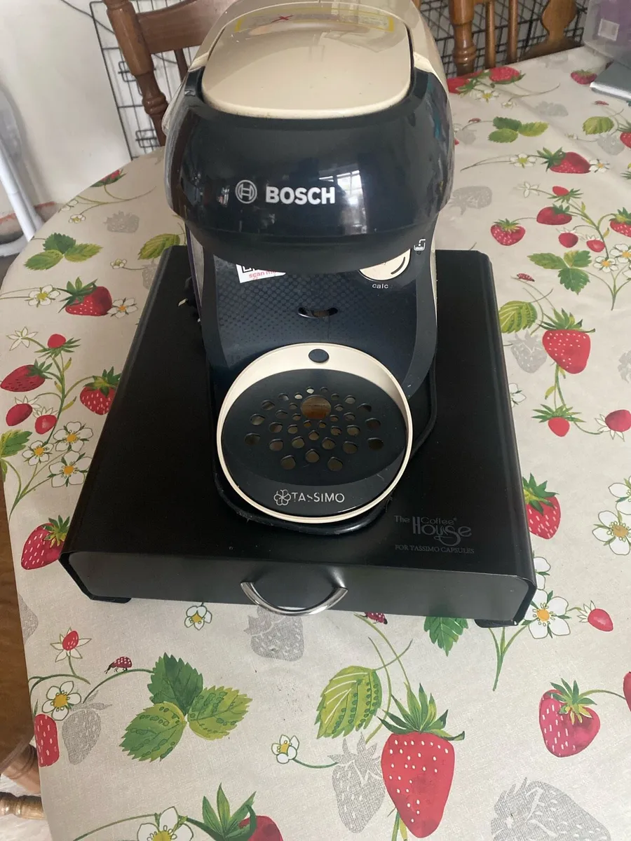 Tassimo coffee pod  machine with pod storage drawe - Image 1