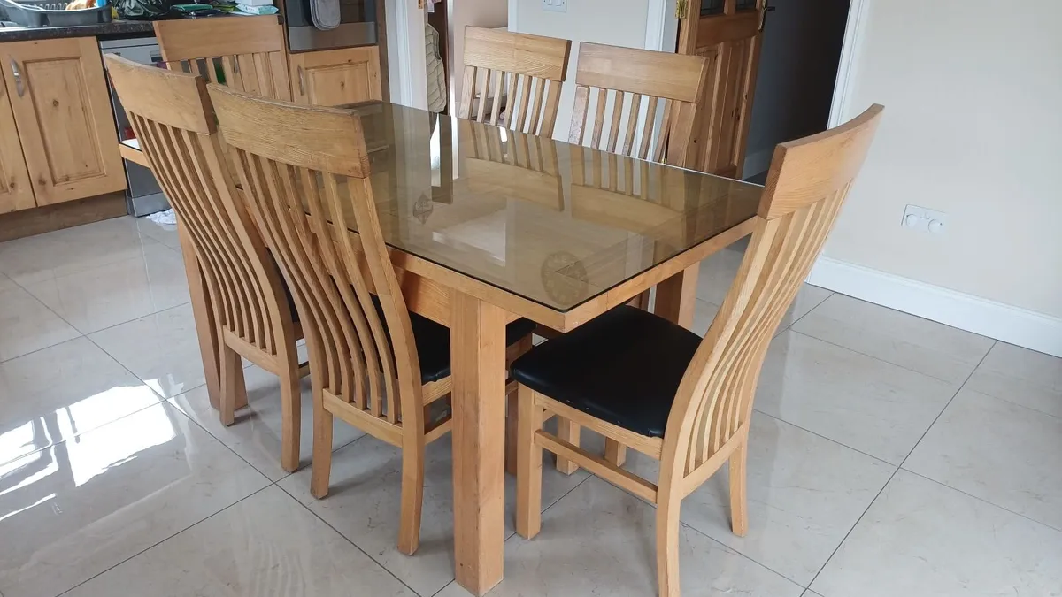 Table & Chairs - Image 2