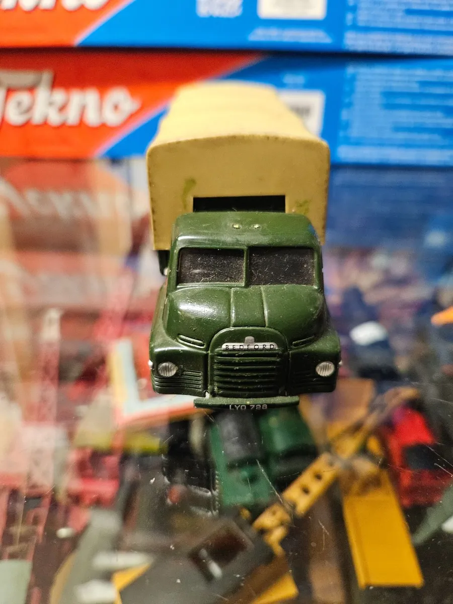 Corgi Vanguards Truck - Image 2