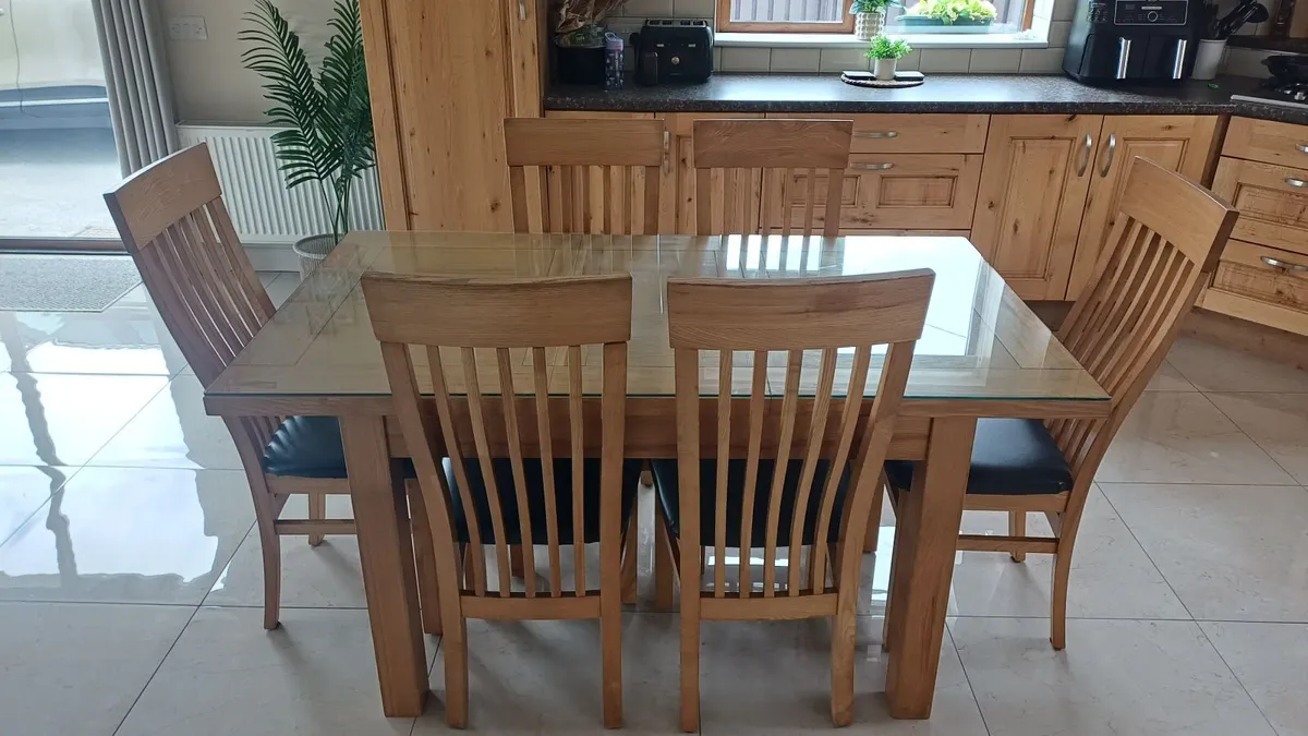 Table & Chairs - Image 1