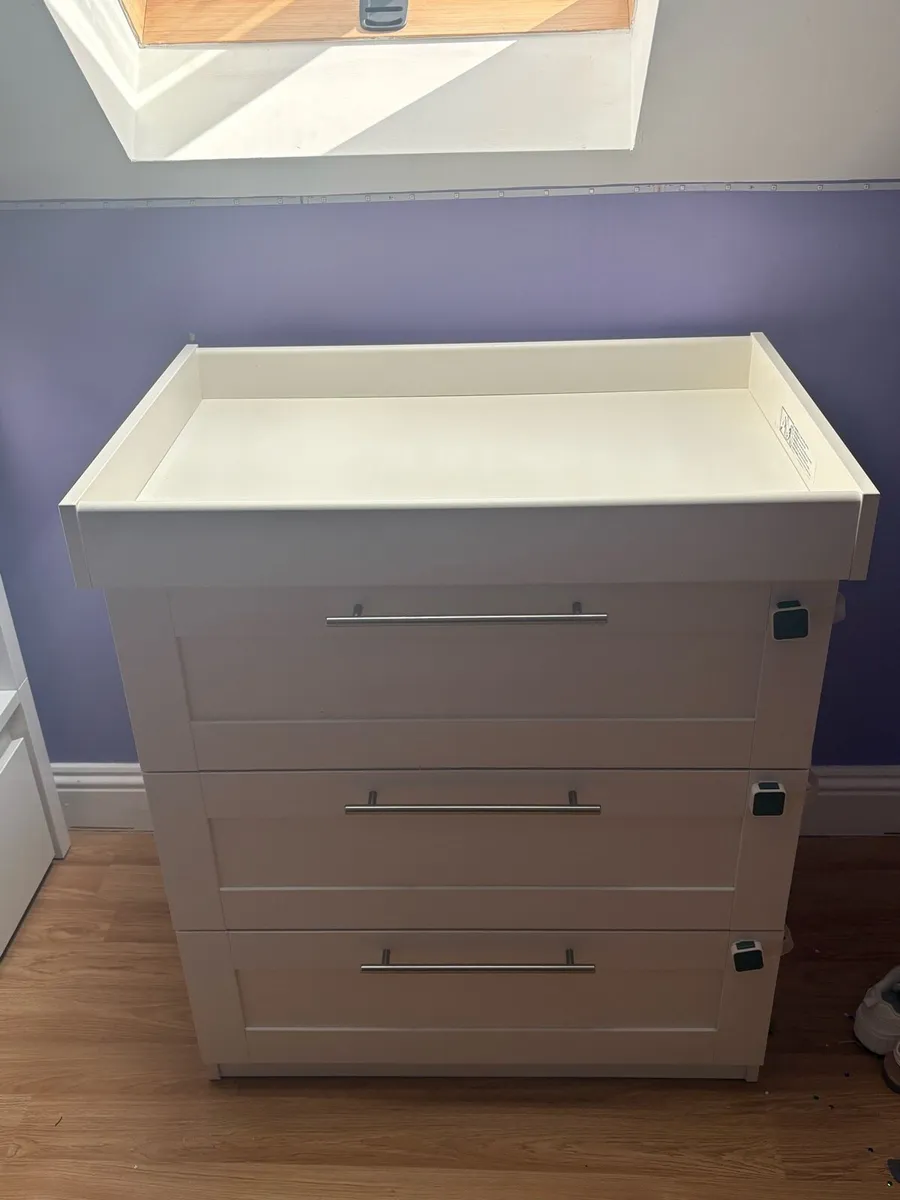 Mamas & Papas wardrobe & chest of drawers - Image 4