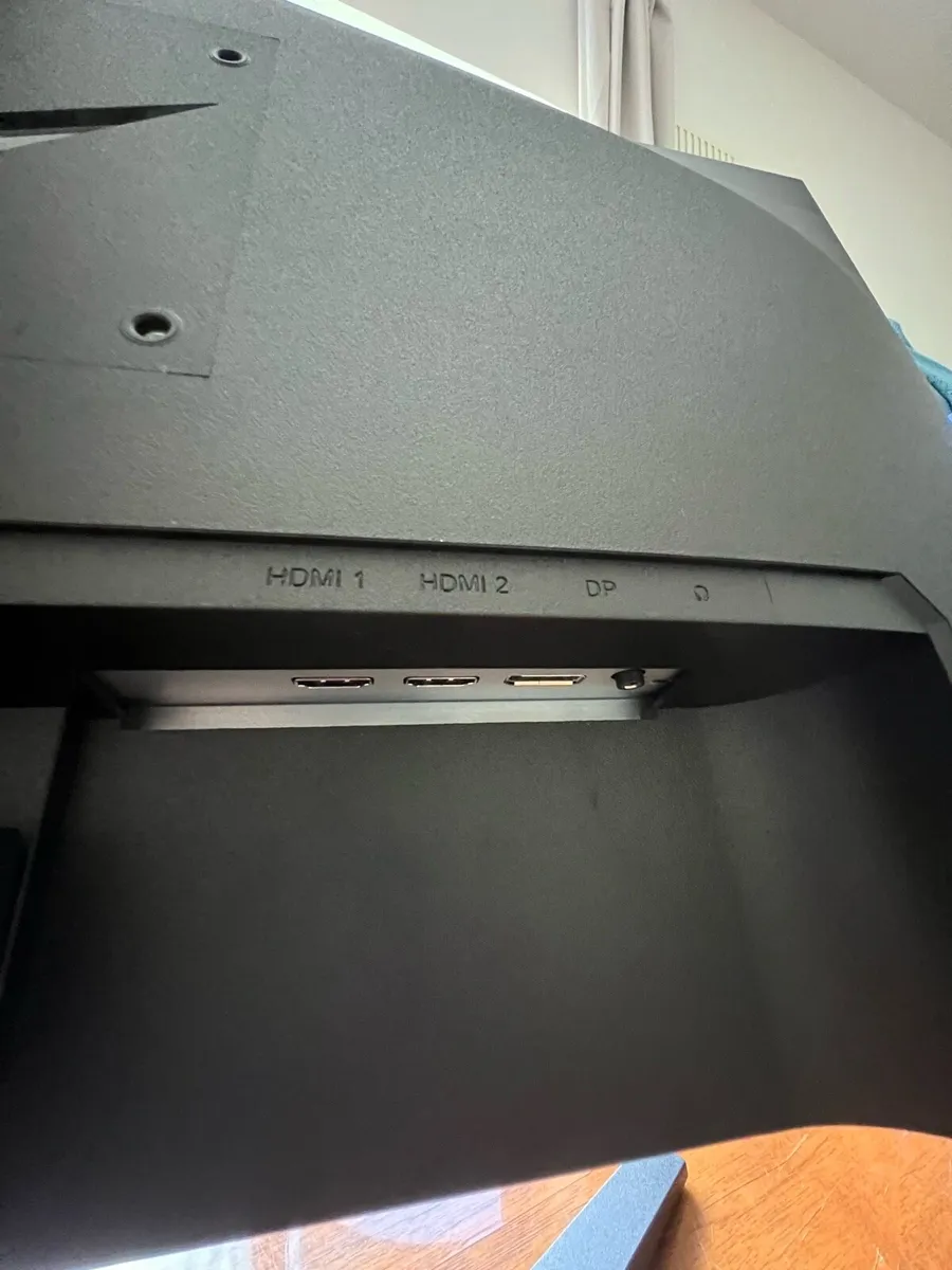 Acer 144hz UHD 27” Gaming Monitor - Image 4
