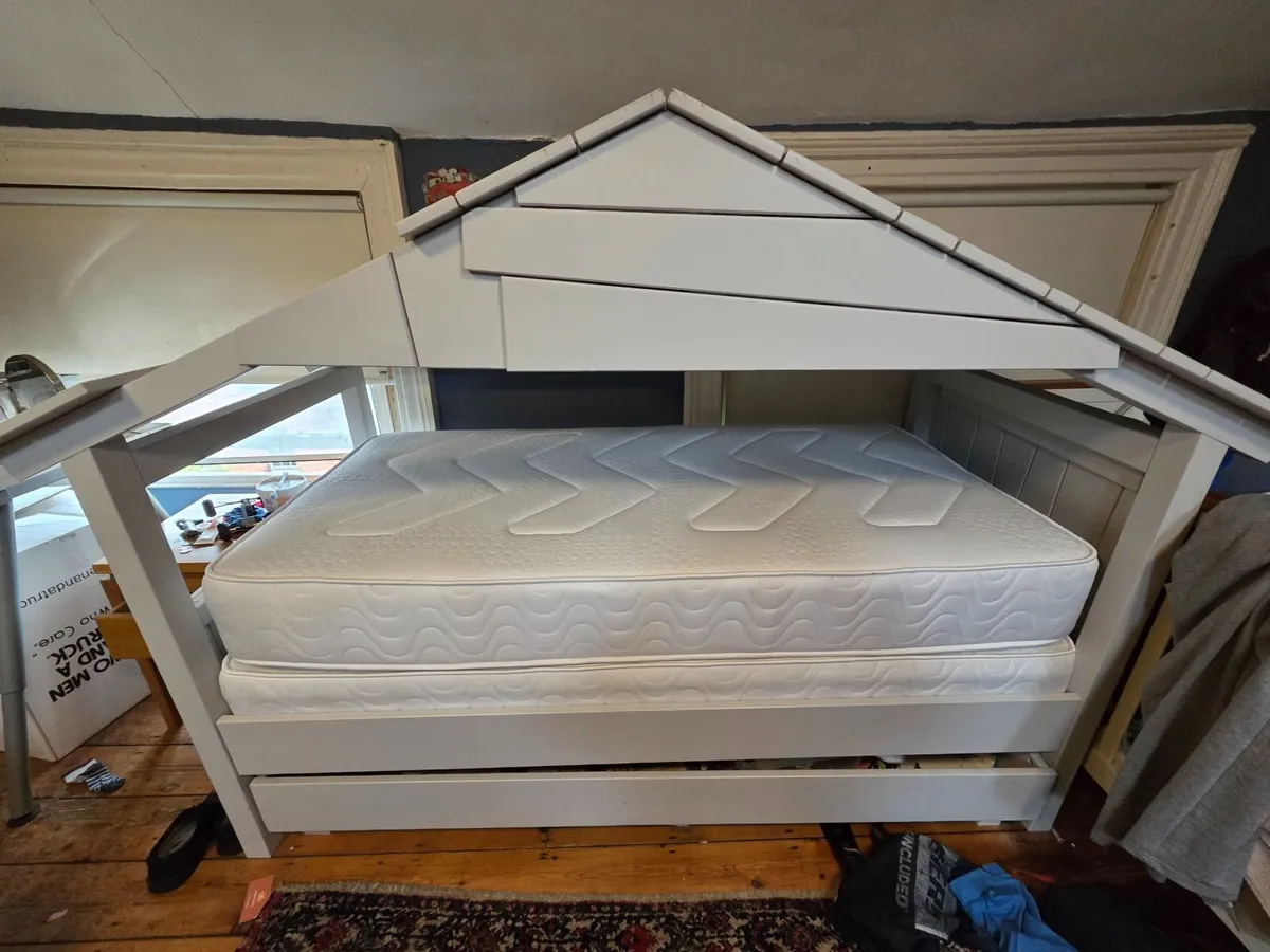 Premium Treehouse Bed with Trundle – Mathy by Bols - Image 1