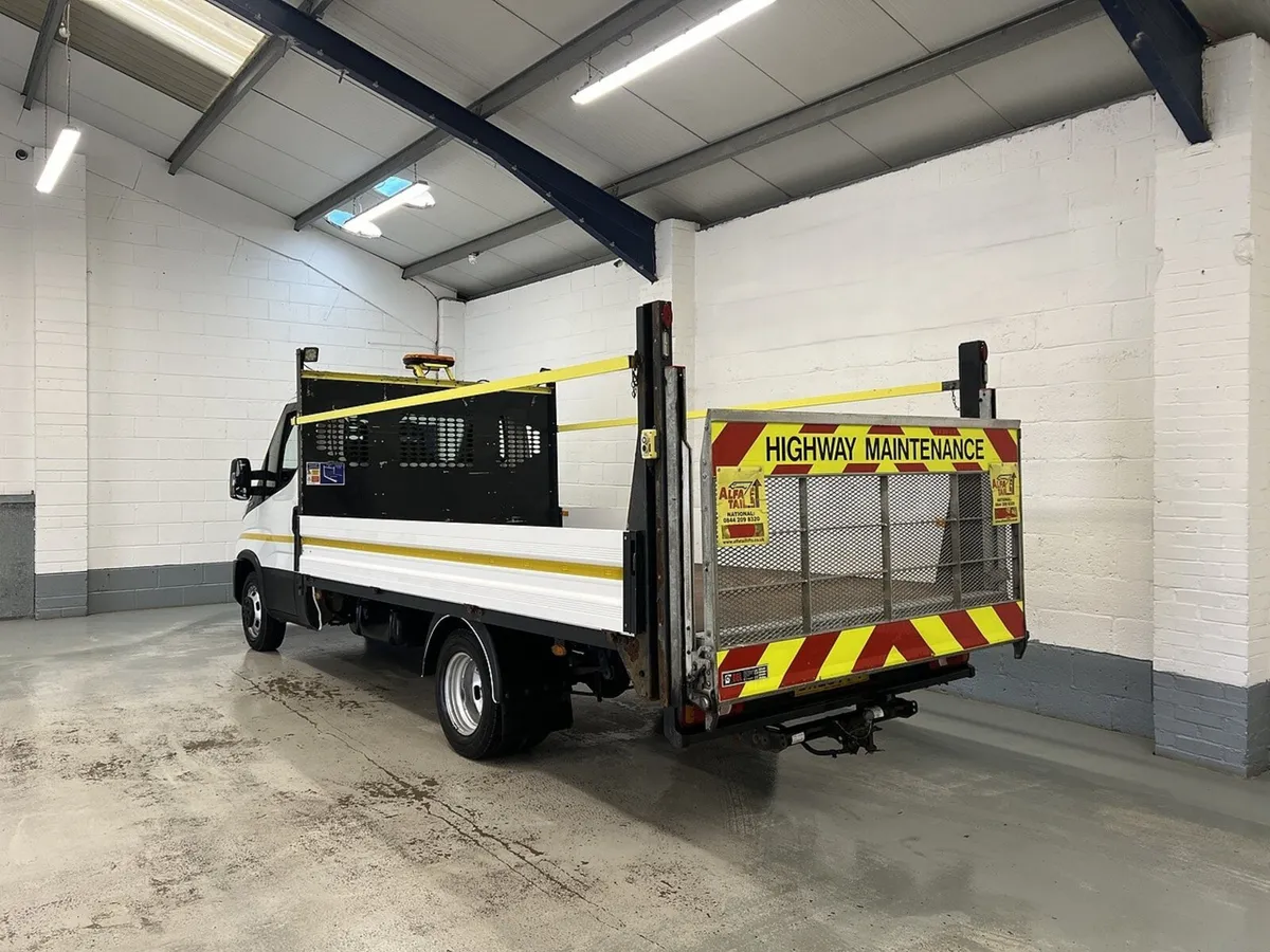 2023 Iveco Daily Dropside Van - Image 4