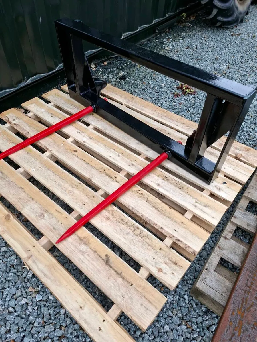 Bale spike - Image 1