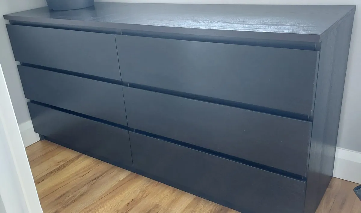 MALM chest of drawers - Image 1