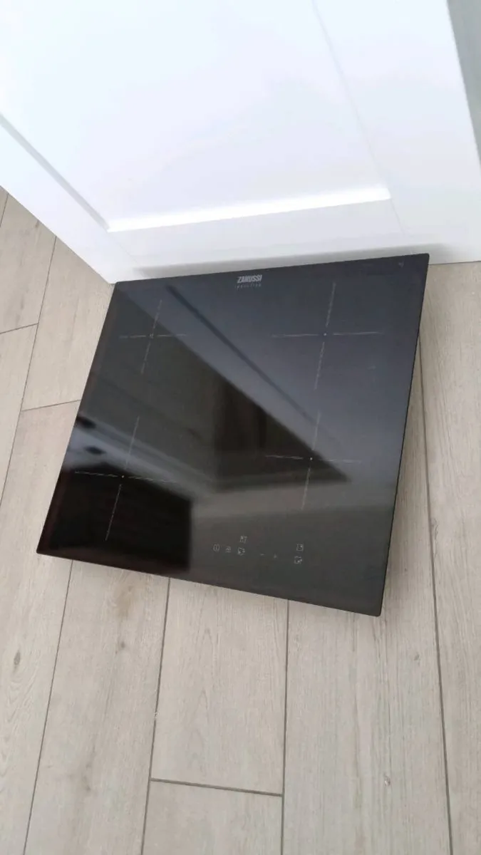 Zanussi Induction Hob - Image 3
