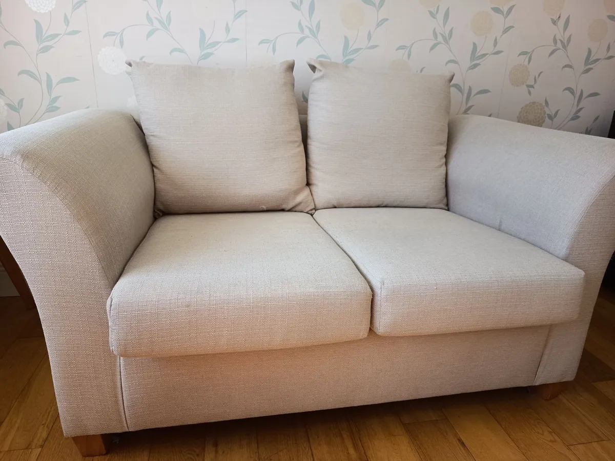 Couches - Image 3