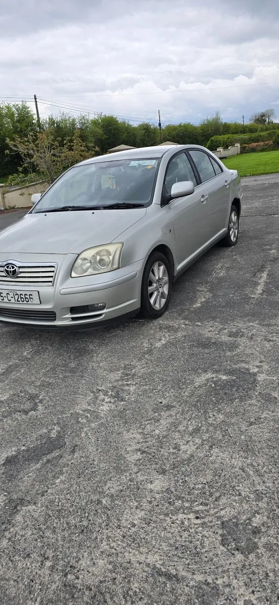 TOYOTA AVINSIS - Image 4