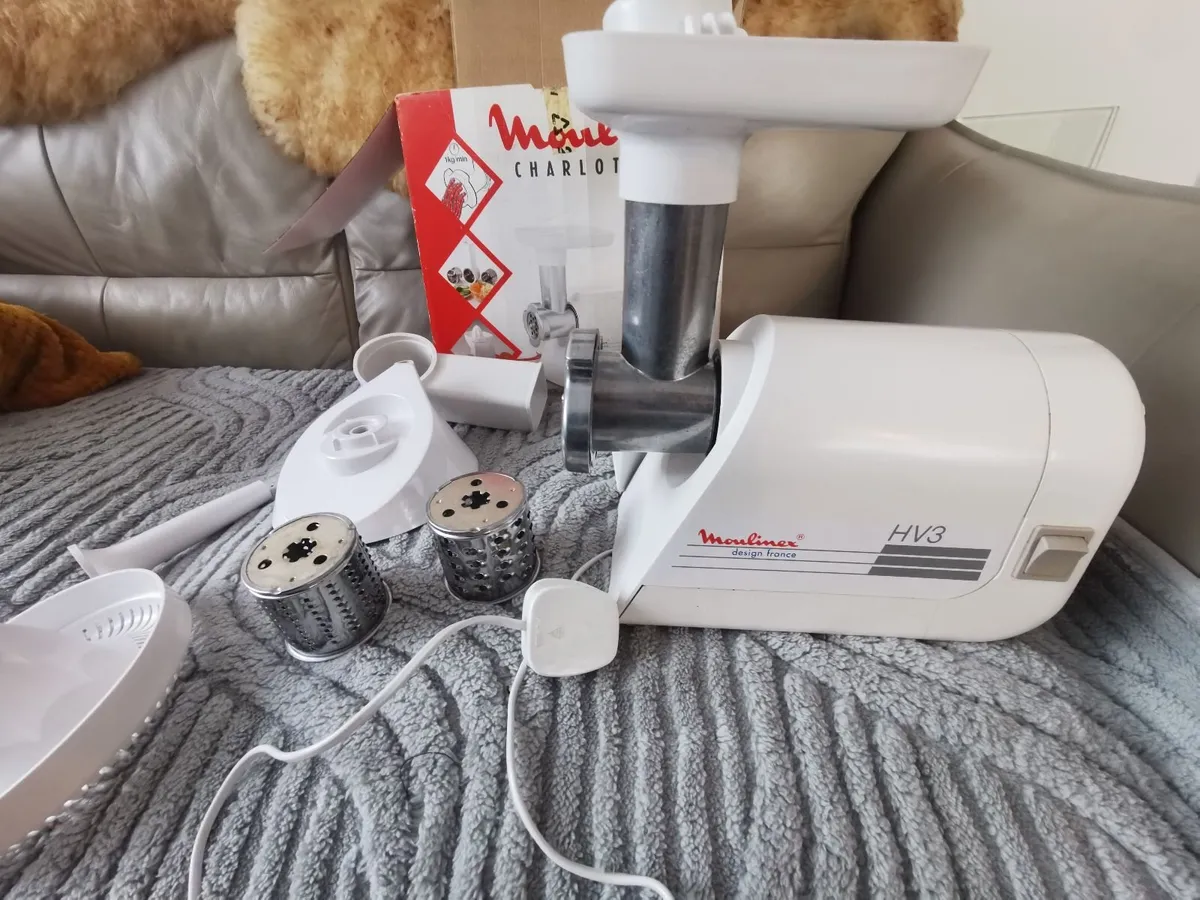 Moulinex meat/vegetables grinder /juicer - Image 3
