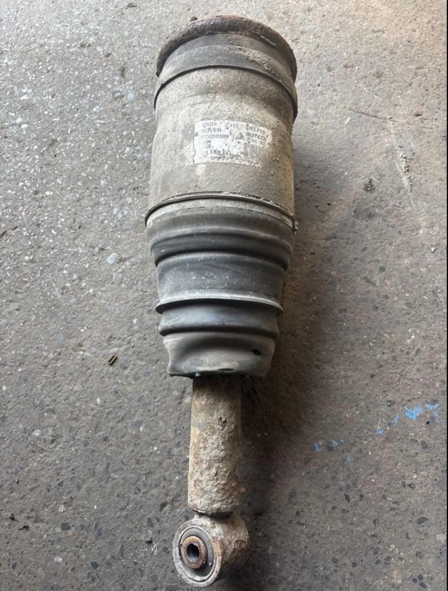 Rear Air Suspension Discovery 3 air strut - Image 1