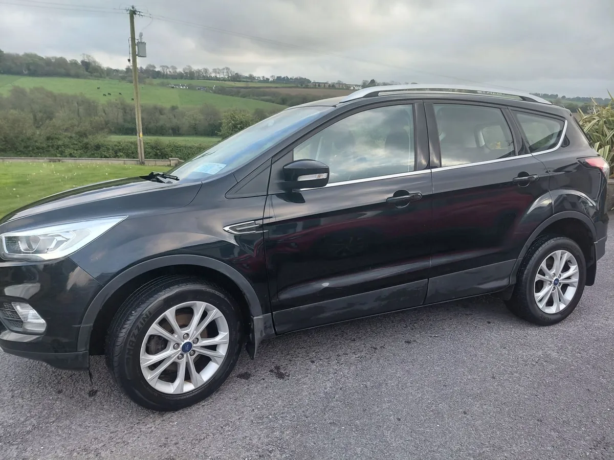 Ford Kuga 2019 4 Seats Commercial - Image 2