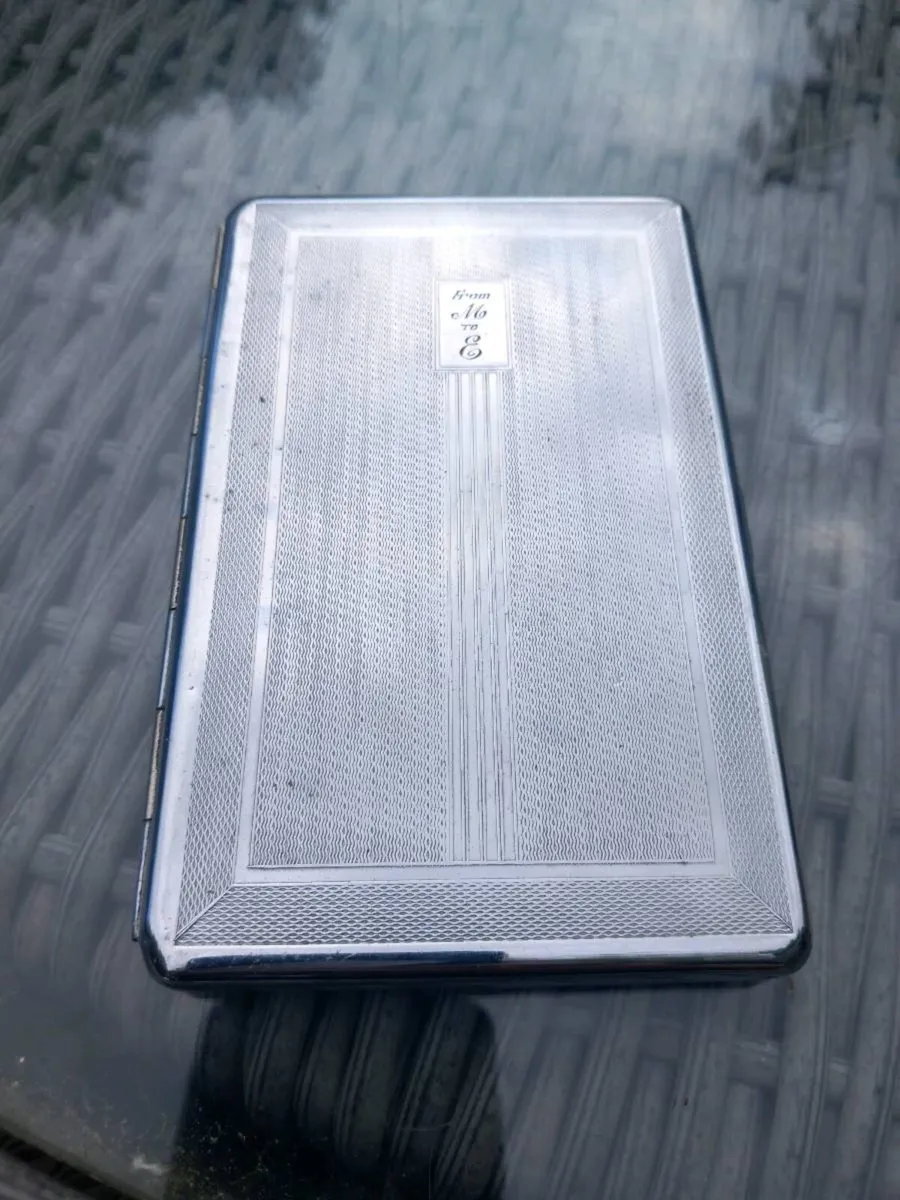 Silver tone case stamped M to E, D18 post 7e - Image 2