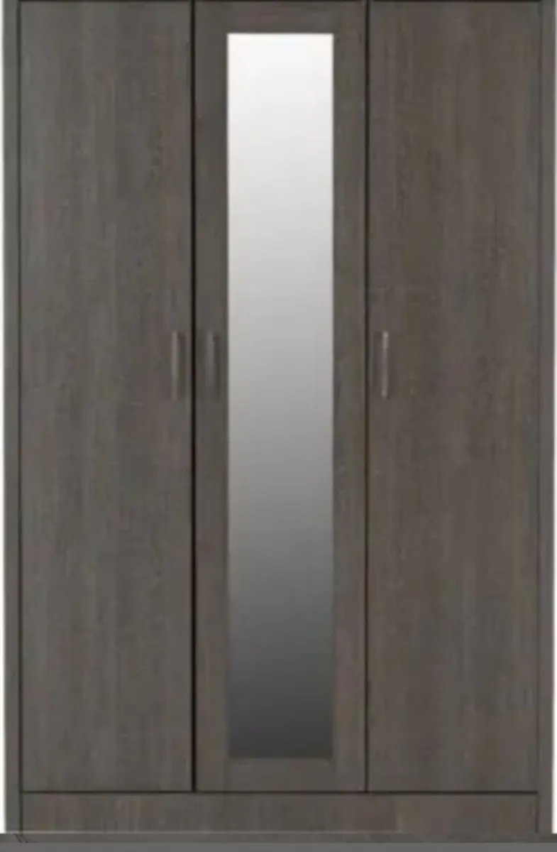 Lisbon 3 Door Wardrobe - Image 1
