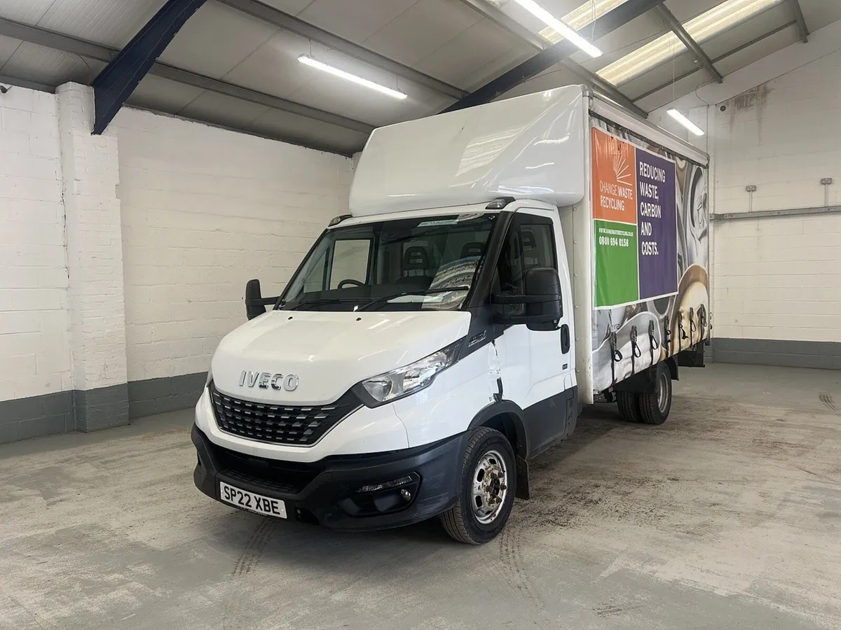 2022 Iveco Daily Curtain Sider Van - Image 1