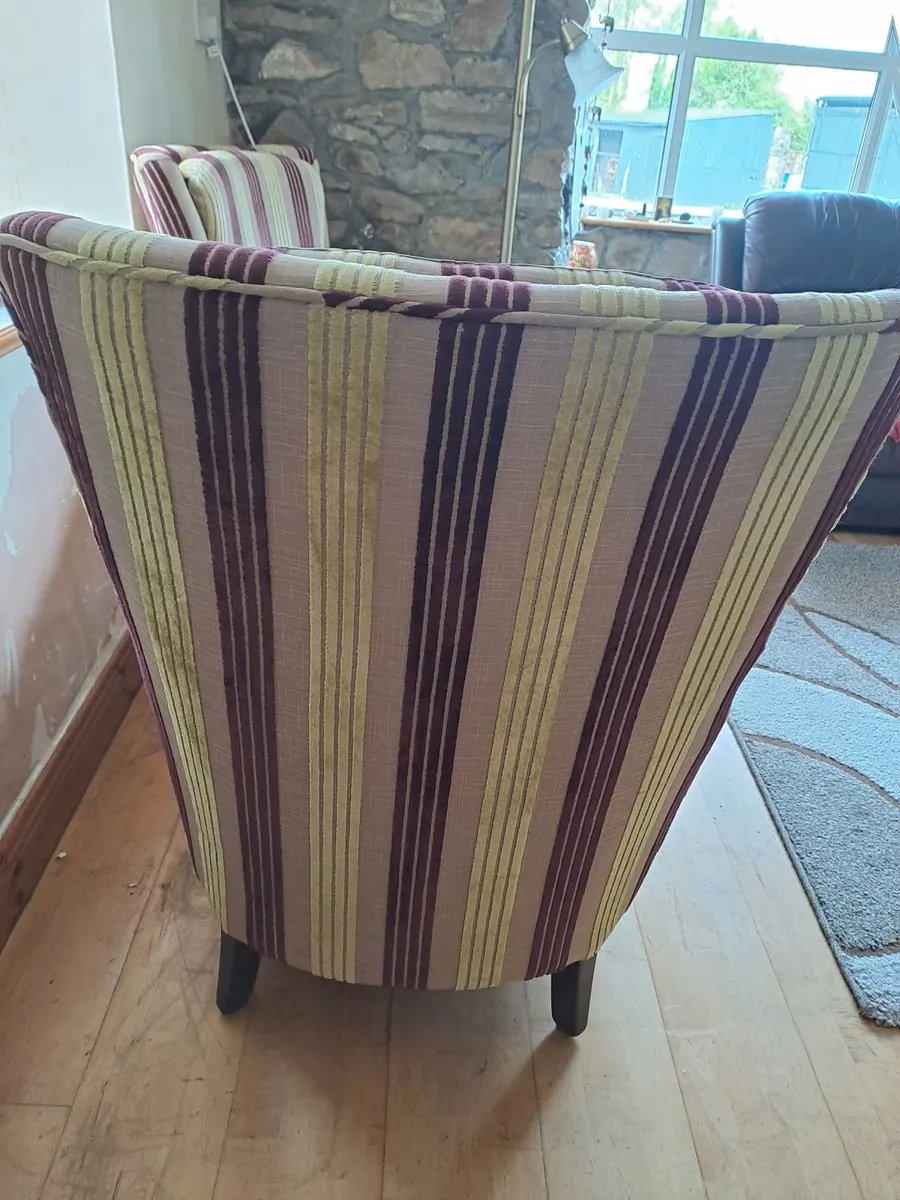 Matching armchairs - Image 2