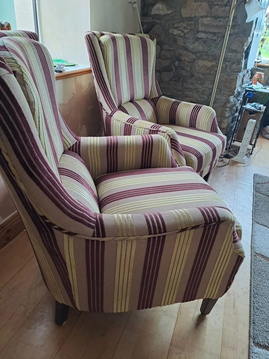 Matching armchairs - Image 4