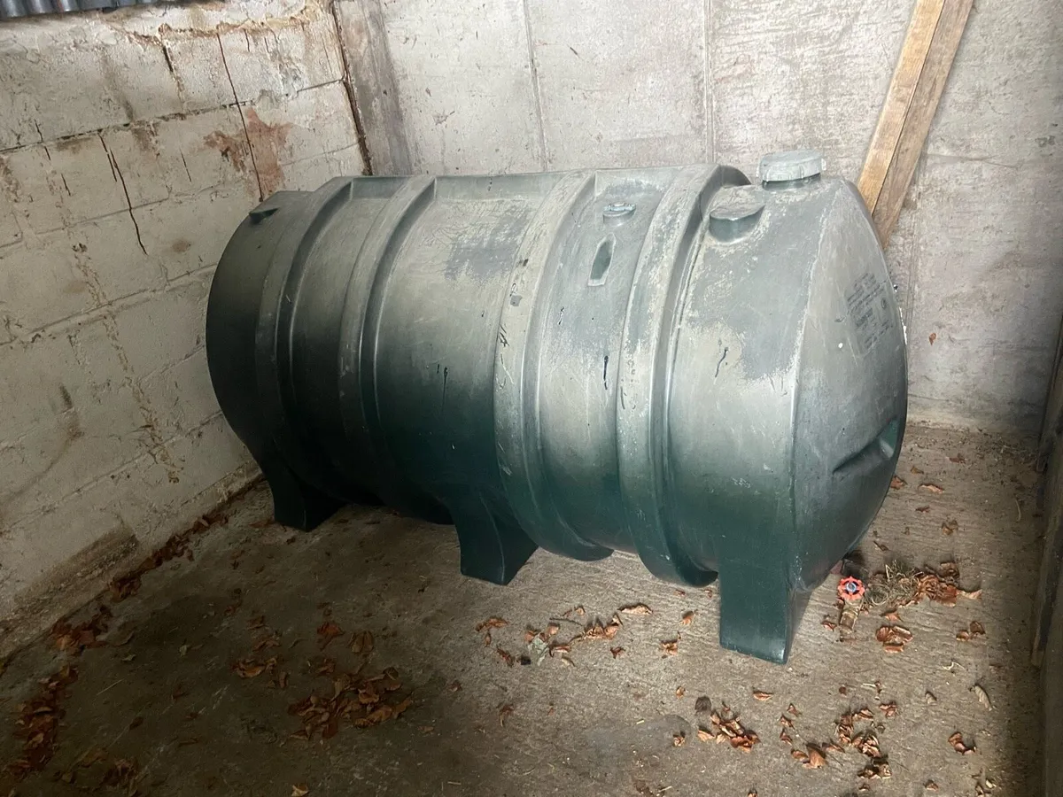 Oil tank - Image 2