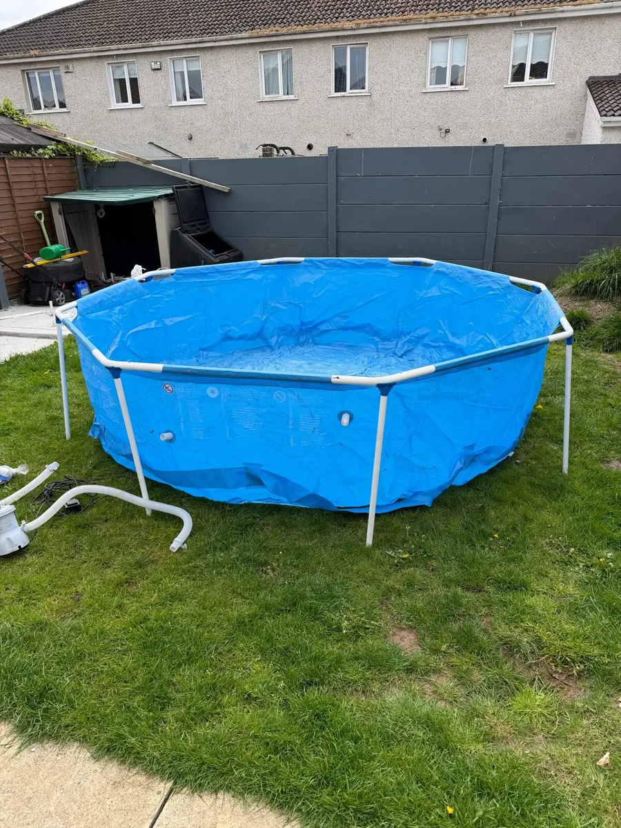 Swimming pool - Image 3