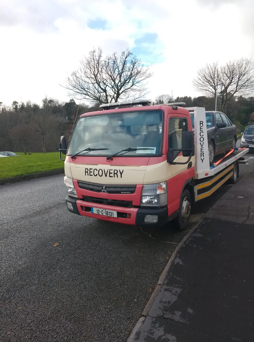 Mitsubishi Canter Fuso Tilt and Slide - Image 1
