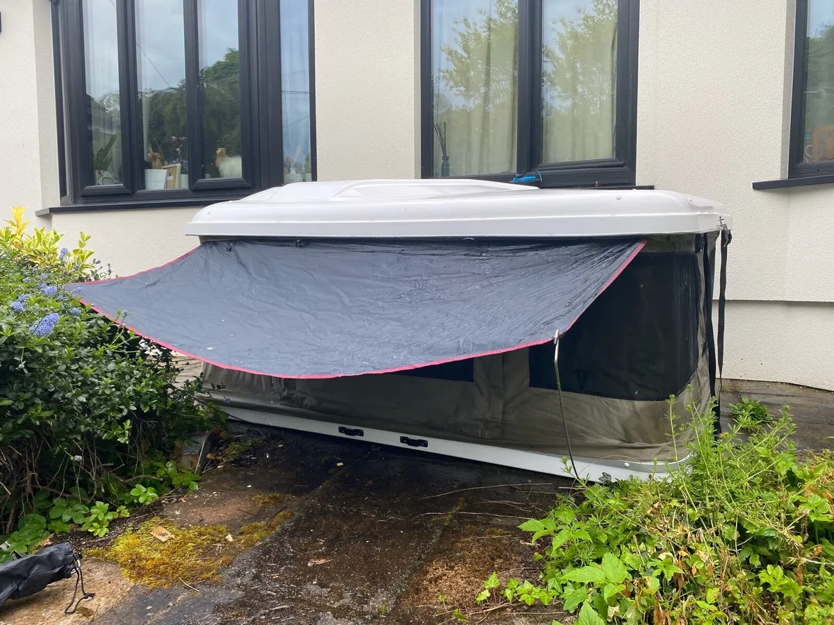 Hardshell Durable Roof Tent - Image 2