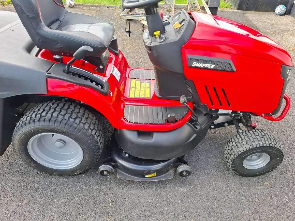 Snapper 27hp mower for sale - Image 3
