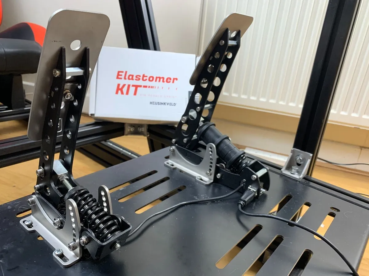Asetek + Heusinkveld High End Sim Racing Rig - Image 4