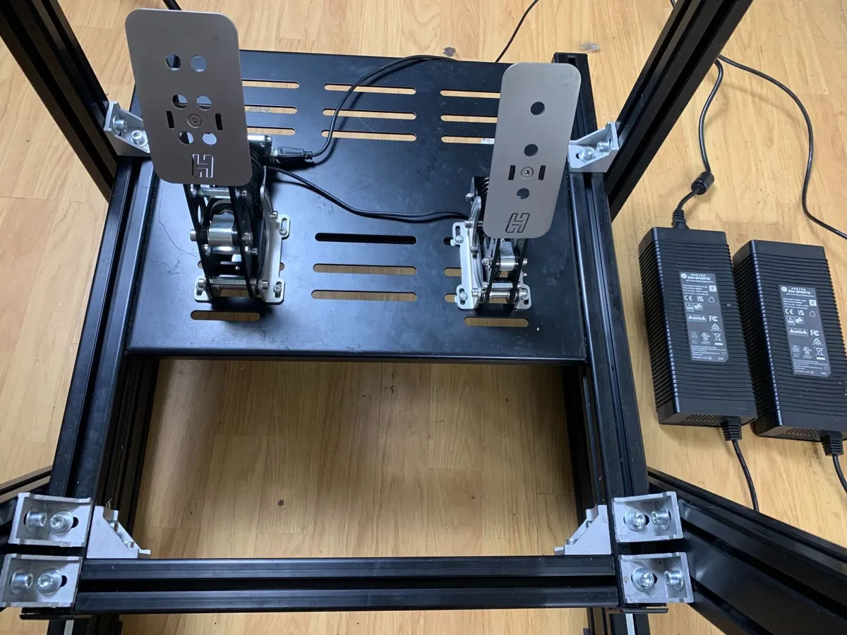 Asetek + Heusinkveld High End Sim Racing Rig - Image 3
