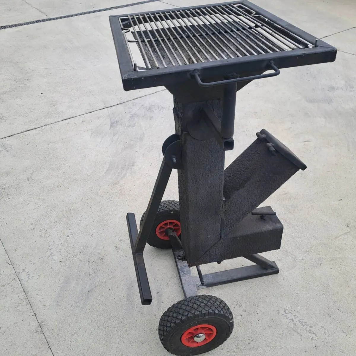 Barbecue rocket stove - Image 1