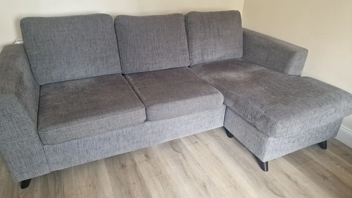 Reversible L Couch/Sofa - Image 2
