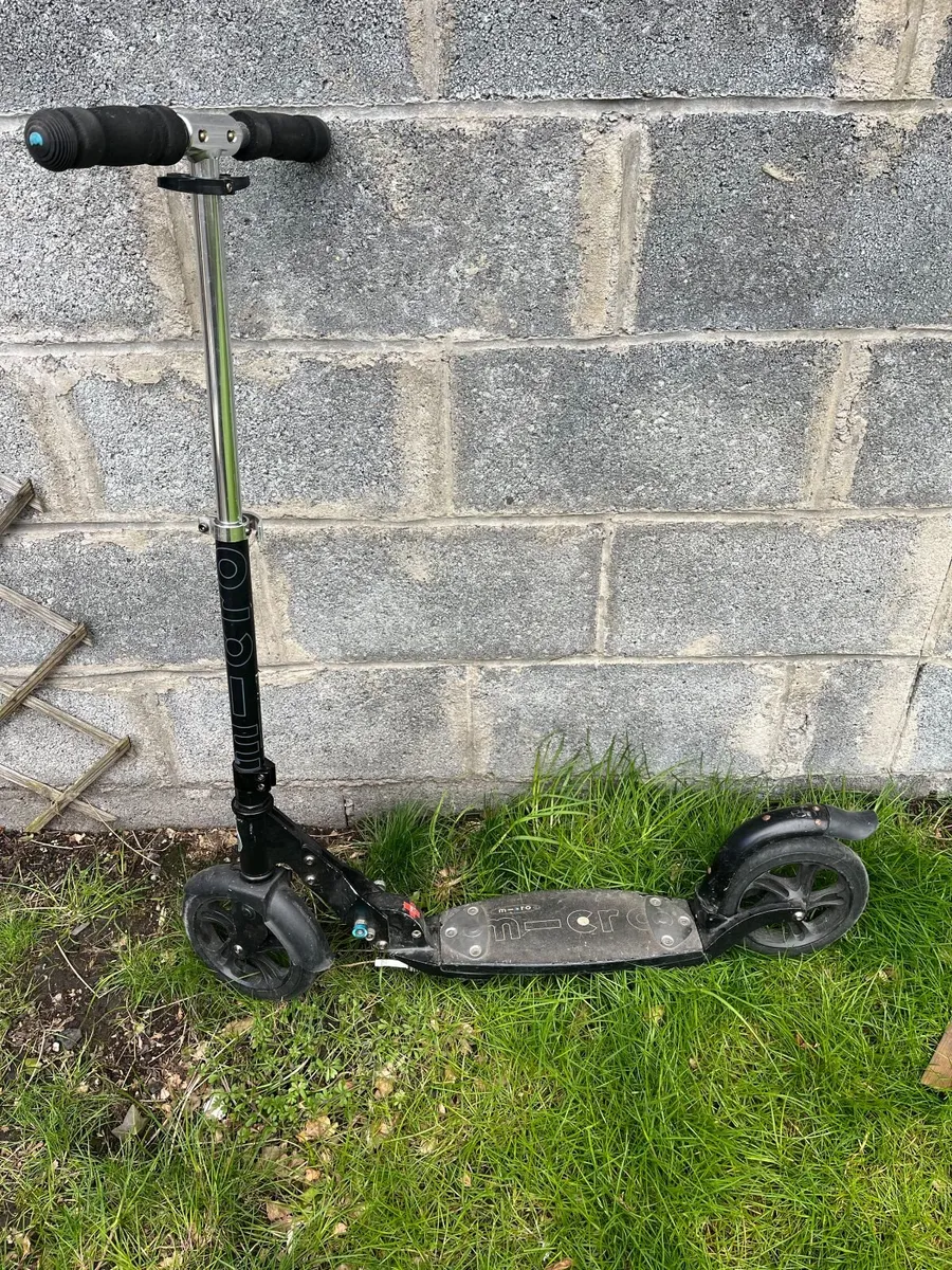 2 x Micro Scooters for Sale - Image 2
