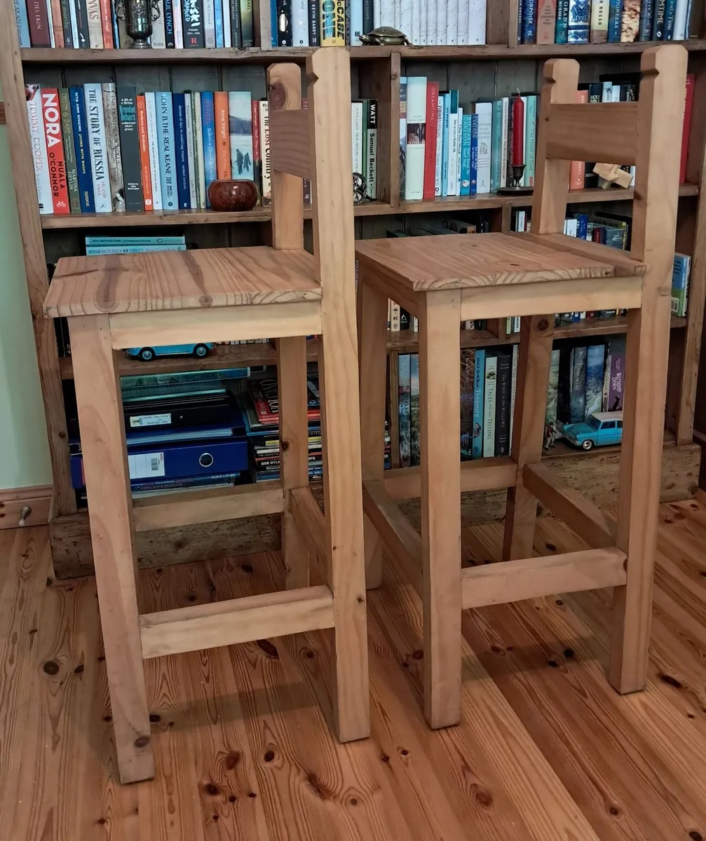 2 Rustic Pine Square Seat High Stools - Image 4
