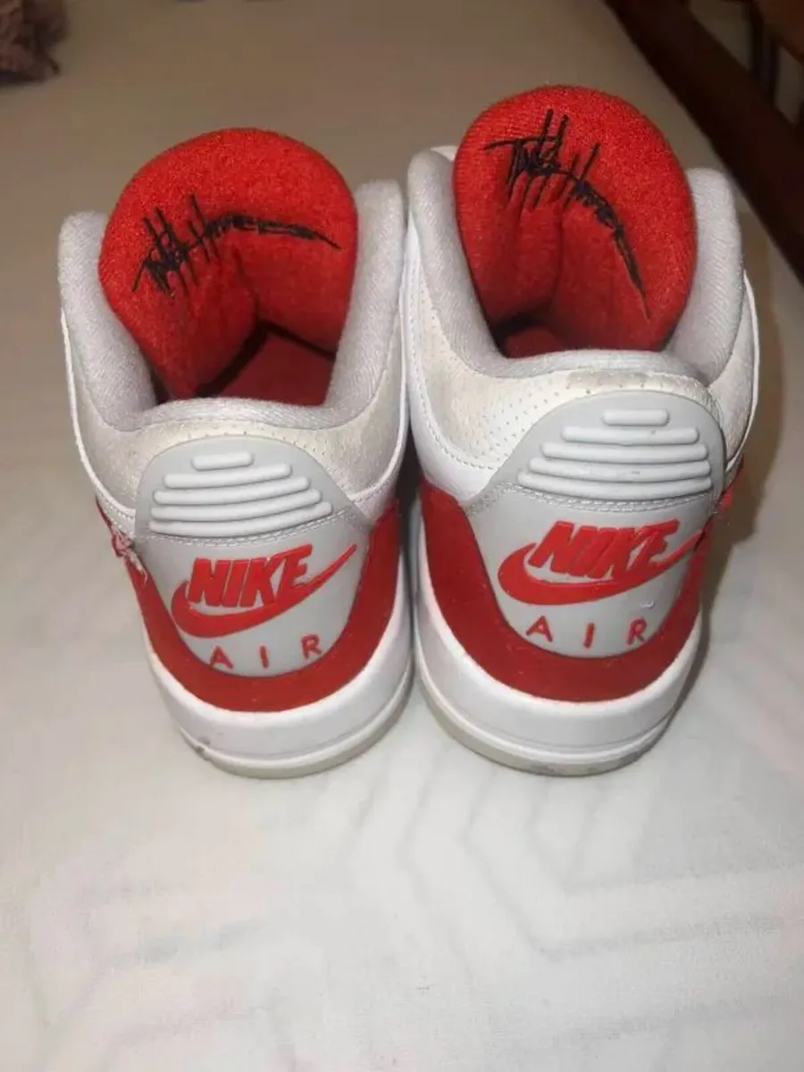 Nike Jordan 3 Tinker Red EU 42 - Image 1