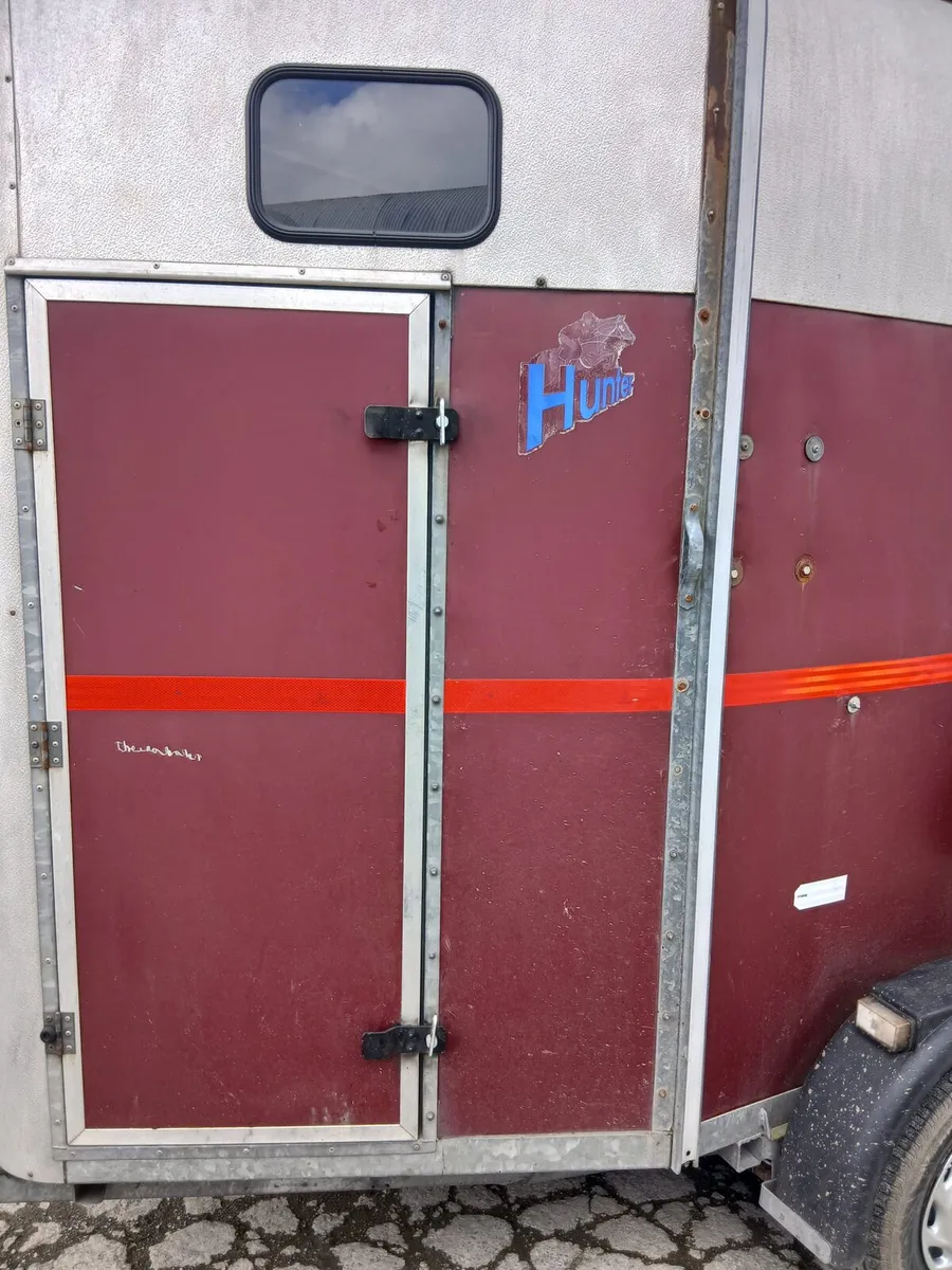 Ifor Williams 401 box with front unload... - Image 2