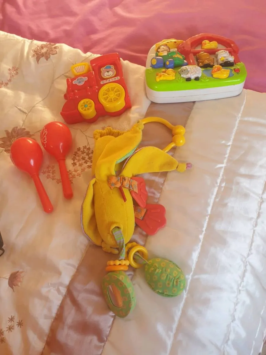 Toys - Image 3