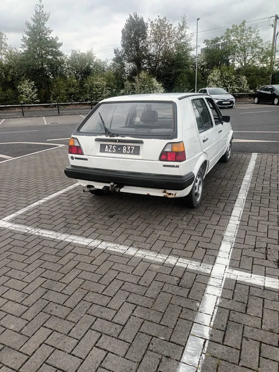 Volkswagen Golf 1984 - Image 2