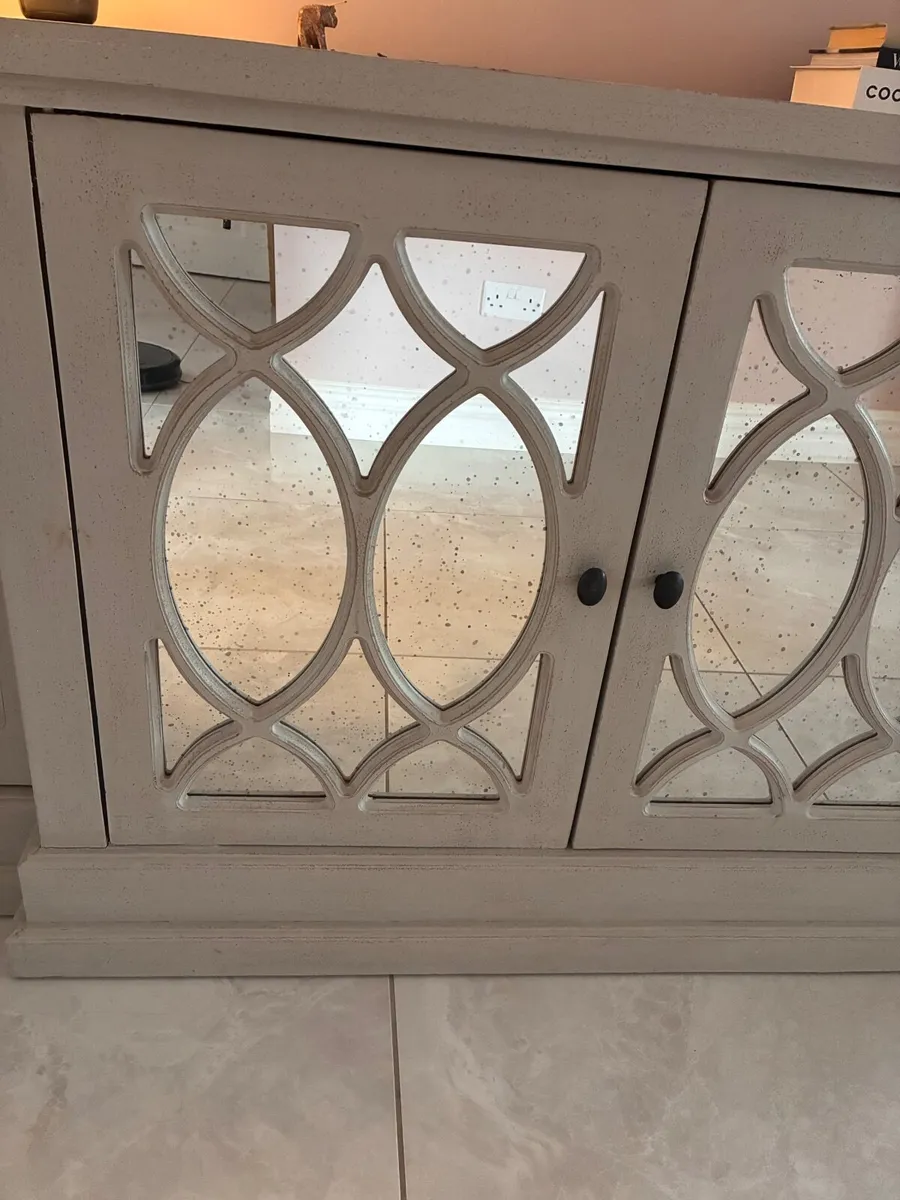 Console table - Image 4