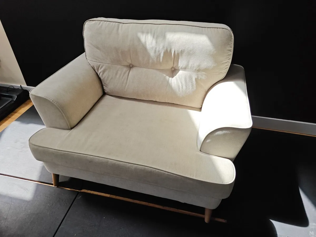 Sofa - Image 4