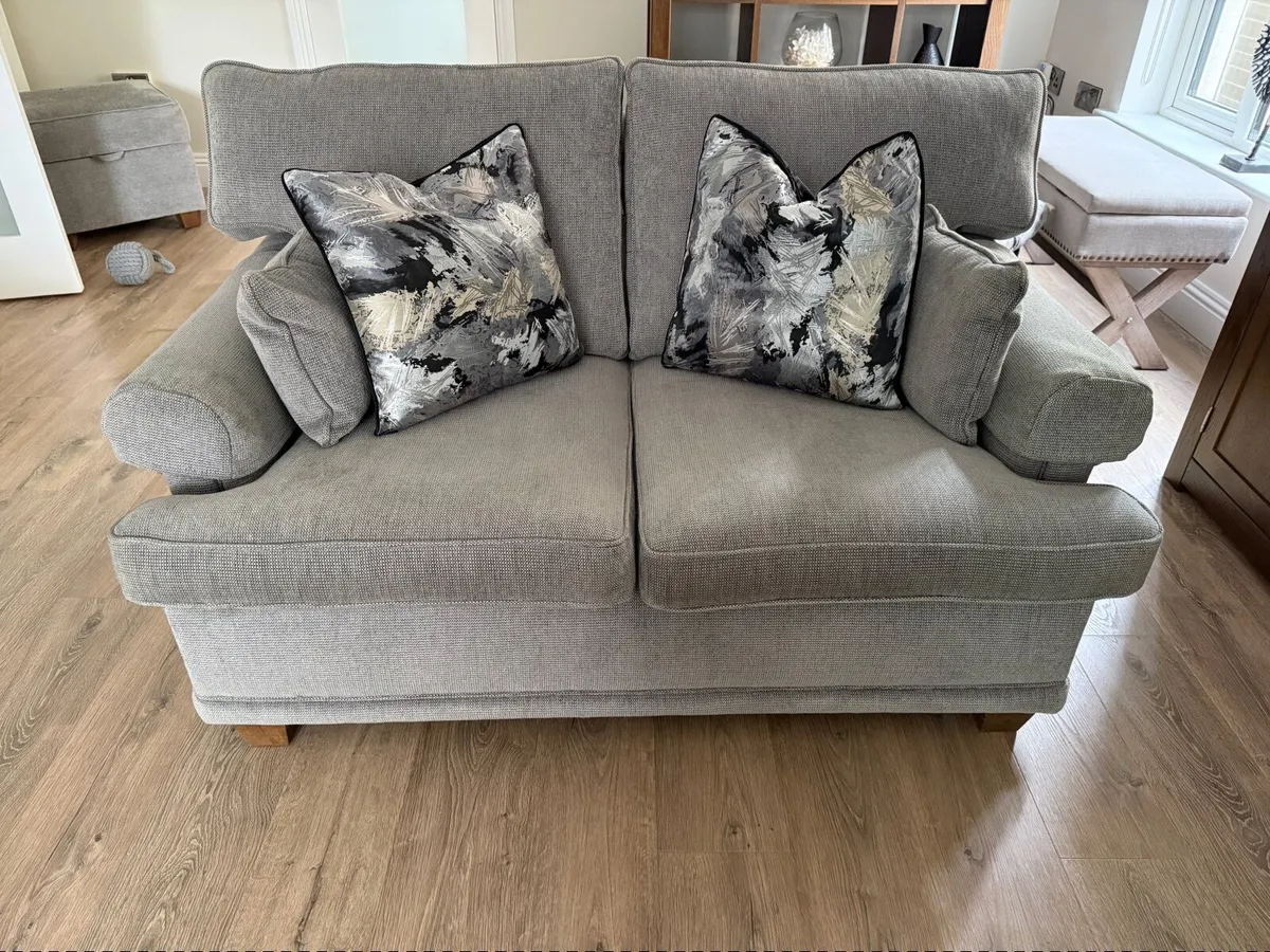 Suite of Furniture - Image 3
