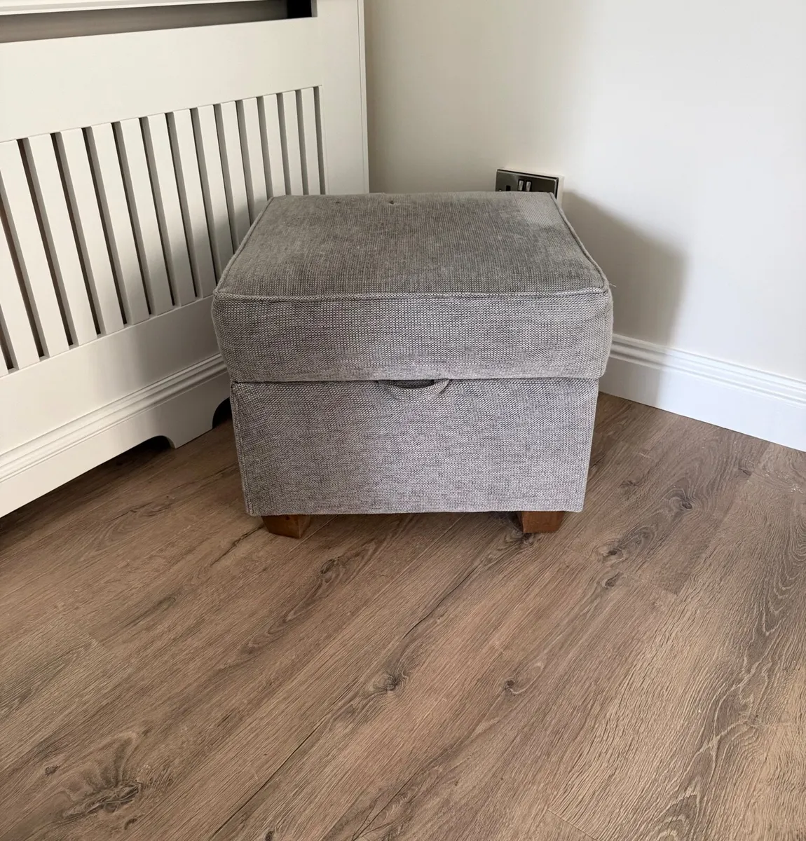Suite of Furniture - Image 2