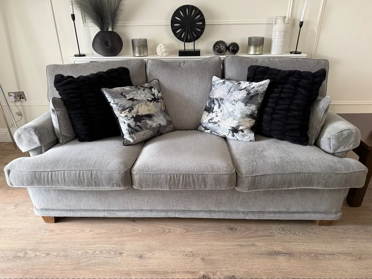 Suite of Furniture - Image 1