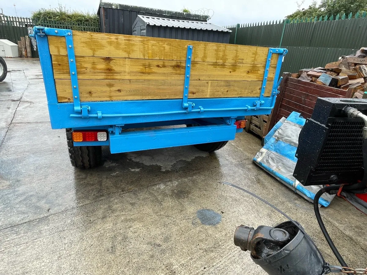 Tractor trailer - Image 2
