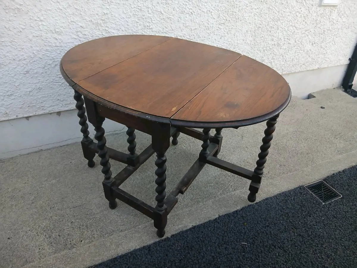 Early 20th Century Oak Drop Leaf Table - Image 4